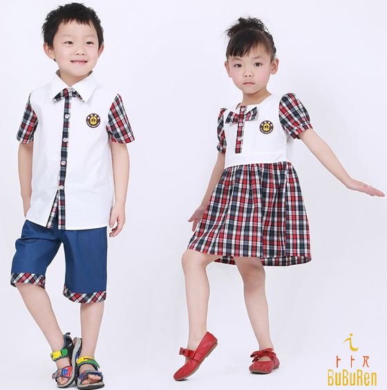 幼儿园服装的颜色应该怎么搭配