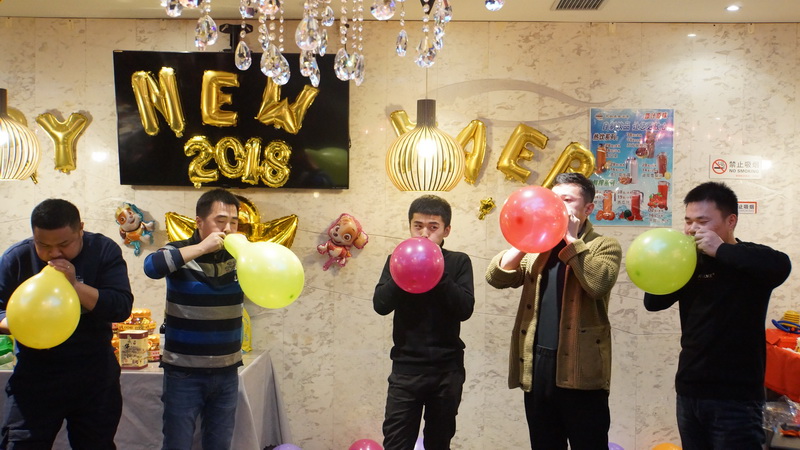 吹气球游戏